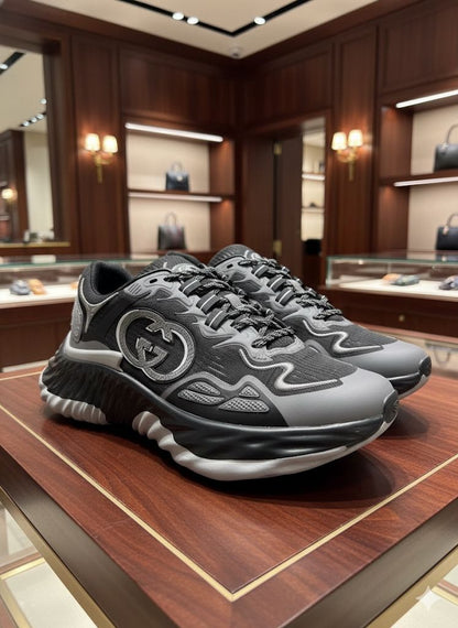 GUCCI || Men's Gucci Ripple Trainer In Black Mesh - FASHION MYST