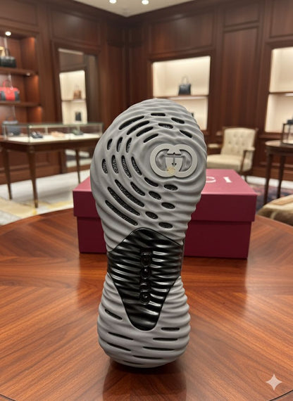 GUCCI || Men's Gucci Ripple Trainer In Black Mesh - FASHION MYST