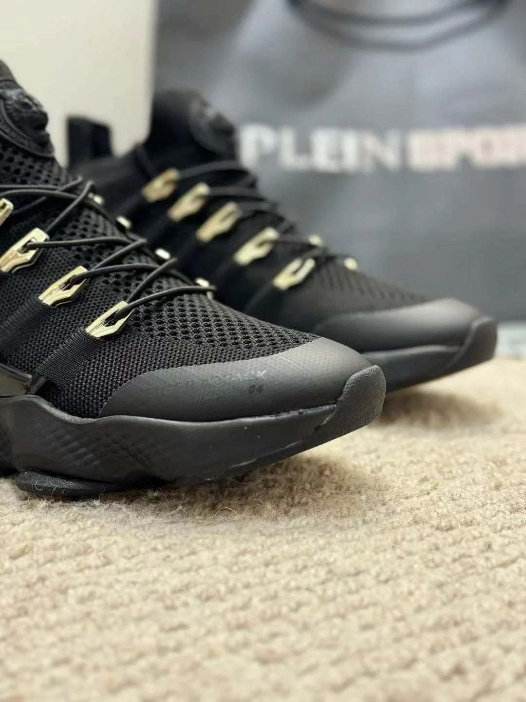 PHILIPP PLEIN || Plein Sport Tiger Attack Men’s Luxury Sneakers – Black & Gold Edition