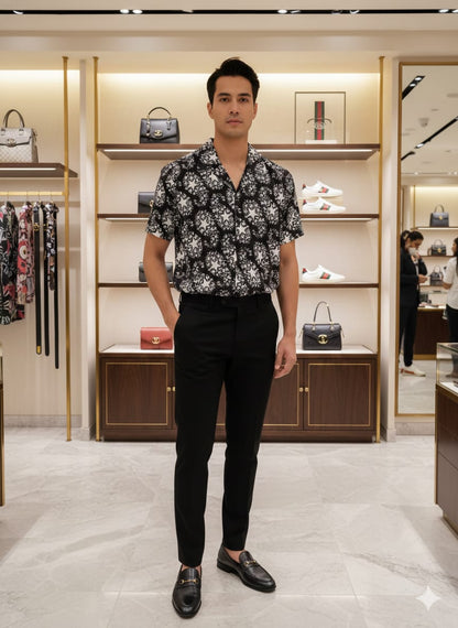 GUCCI || Men’s Black & White Star Burst Print Silk Bowling Shirt