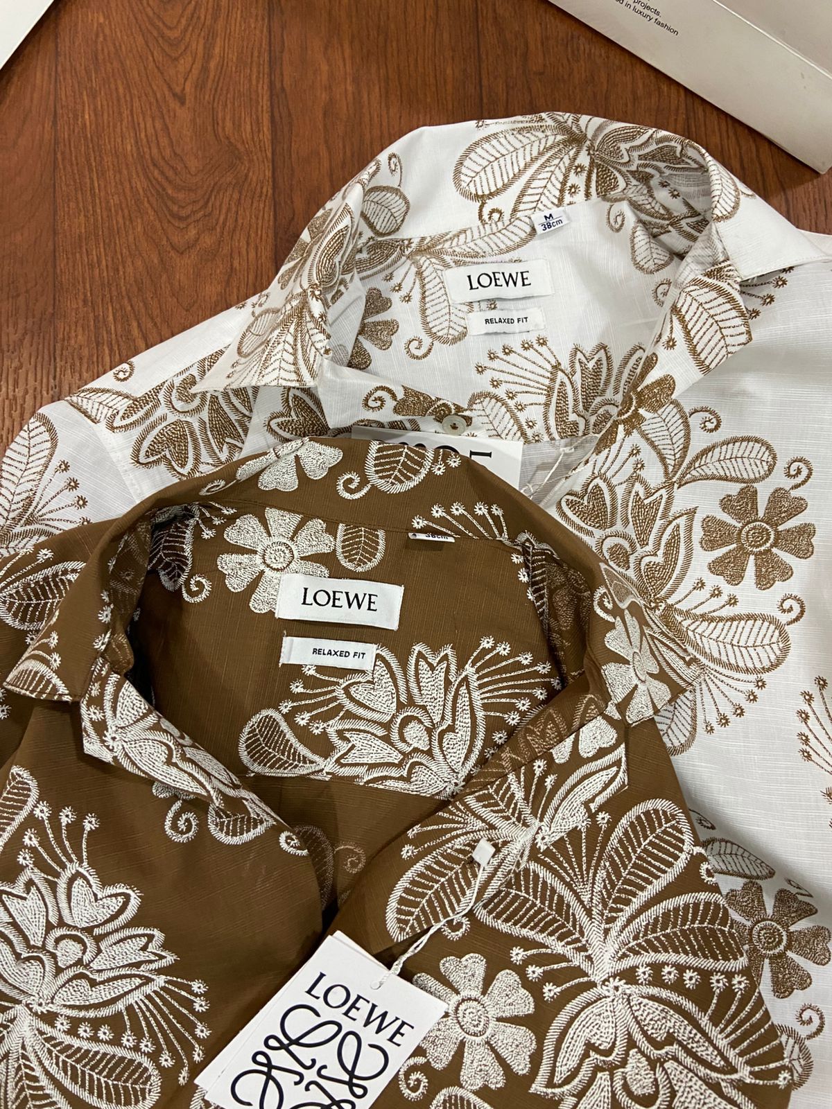 Premium Loewe regular fit linen shirts with all-over embroidery
