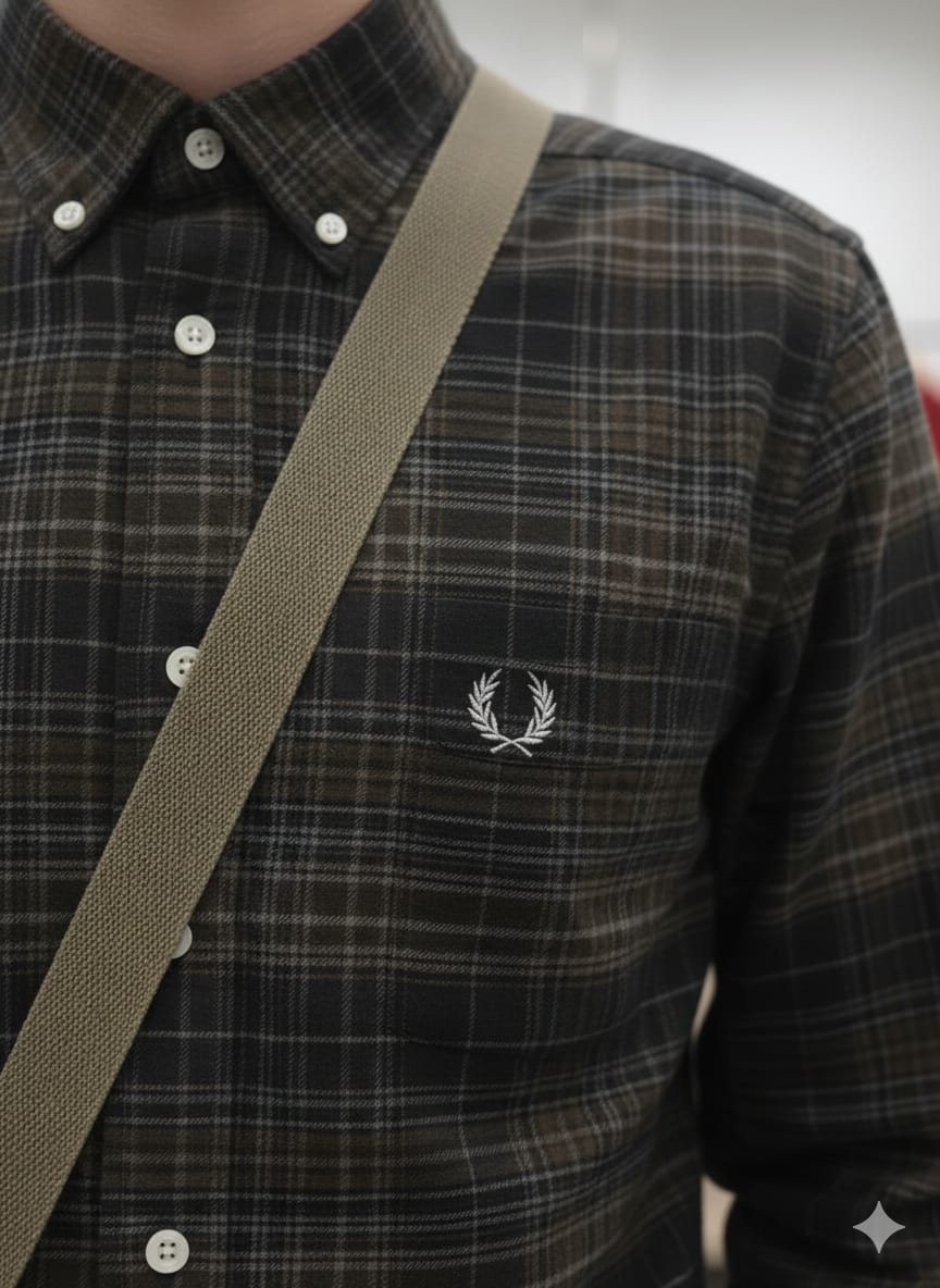 Fred Perry men's grey premium cotton twill regular fit shirt with embroidered logo
