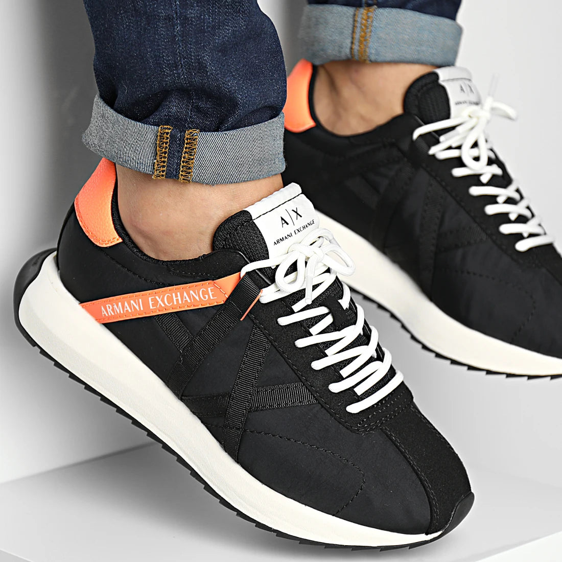 ARM*NI EXCH*NGE || Appliqué-Logo Orange Stripe Panelled Sneakers