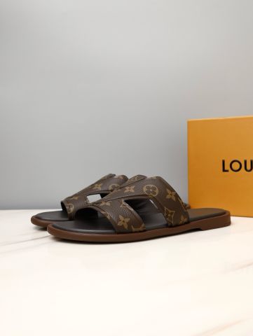 LOUIS VUITTON || Waterfront Mule – Brown Monogram Grained Leather Sandals