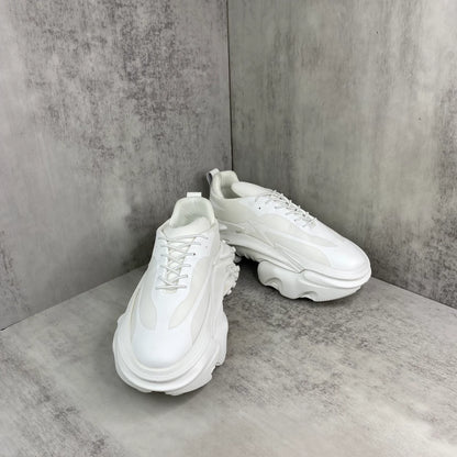 BALMAIN || Unicorn Low-Top Sneakers in Neoprene and Calfskin – Triple White