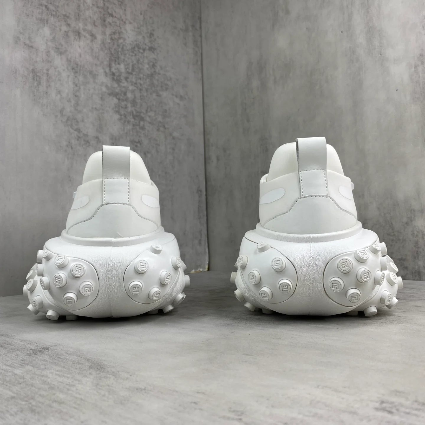 BALMAIN || Unicorn Low-Top Sneakers in Neoprene and Calfskin – Triple White