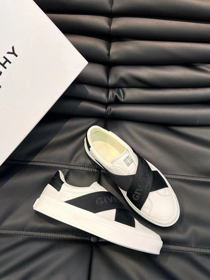 GIVENCHY CITY SPORT SNEAKERS - FASHION MYST 