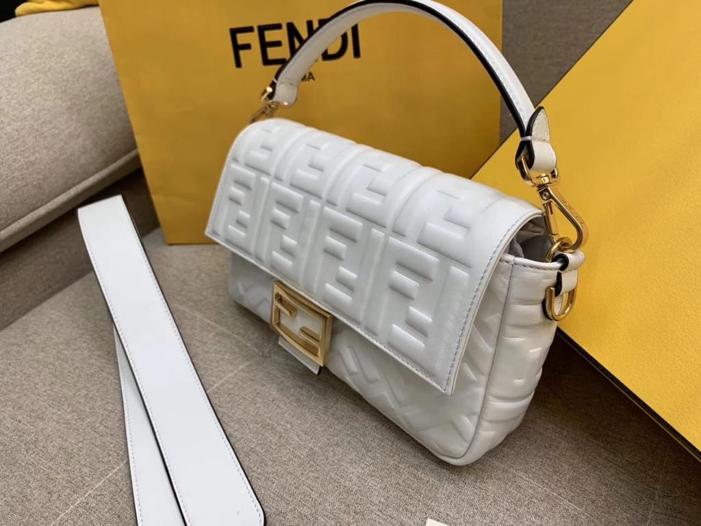 FENDI BAGUETTE SLING SHOULDER BAG FOR LADIES - FASHION MYST 