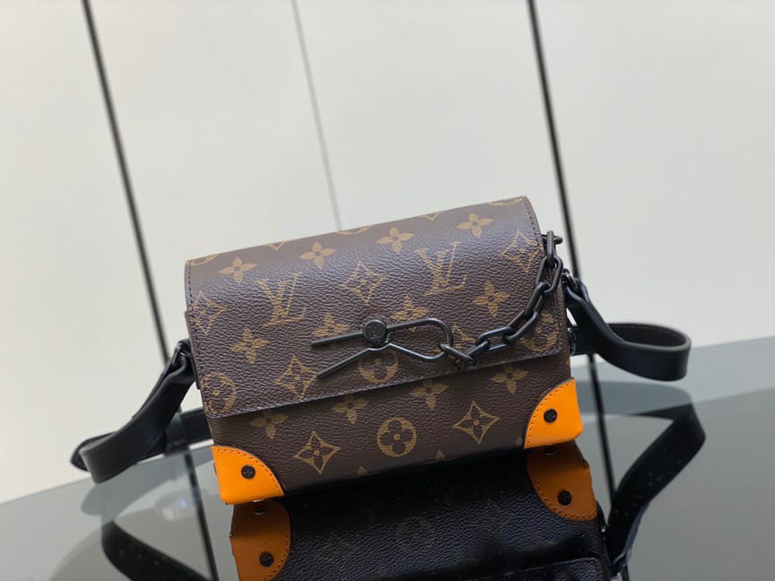 LOUIS VUITTON | Steamer Wearable Wallet Sling Bag - FASHION MYST 