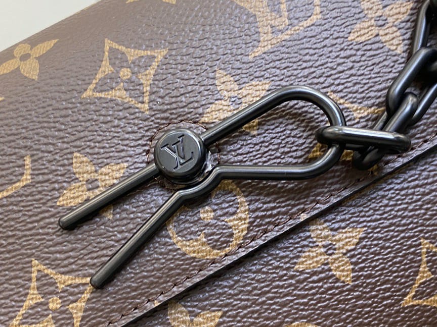 LOUIS VUITTON | Steamer Wearable Wallet Sling Bag - FASHION MYST 