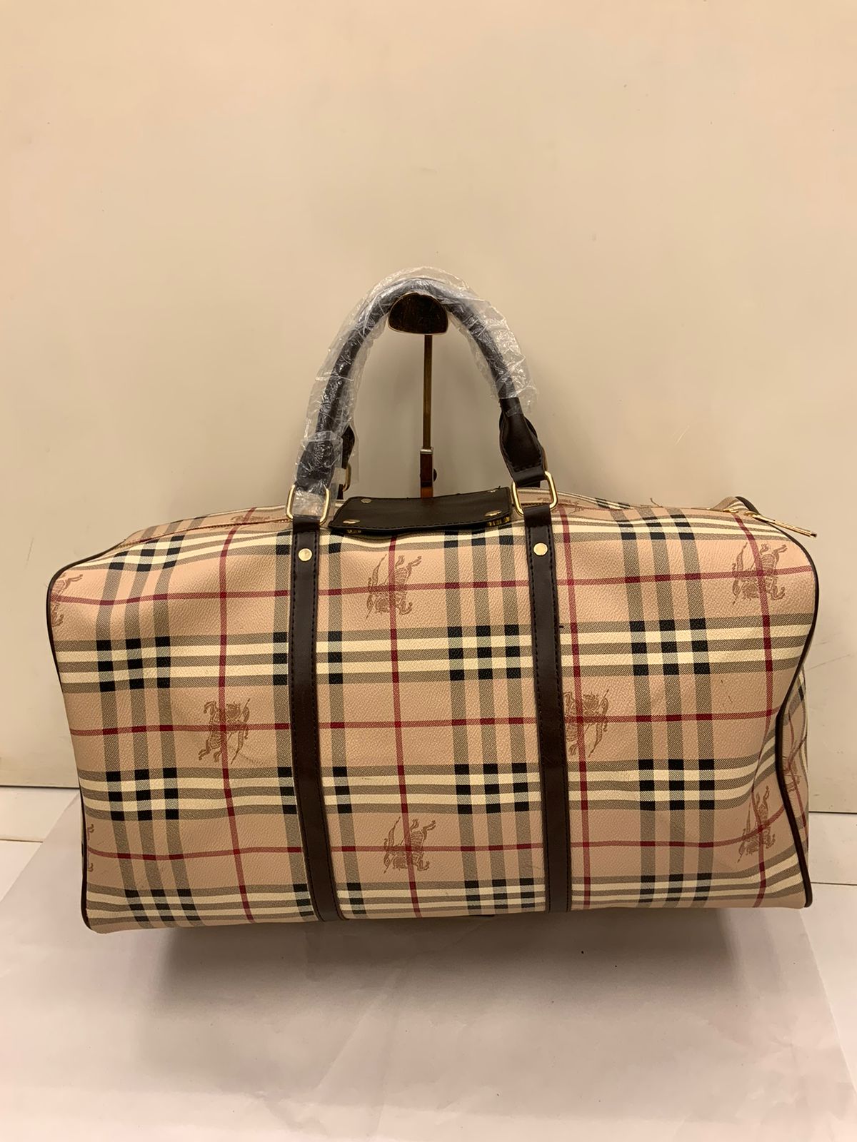 High End Quality Of travel bag - FASHION MYST 