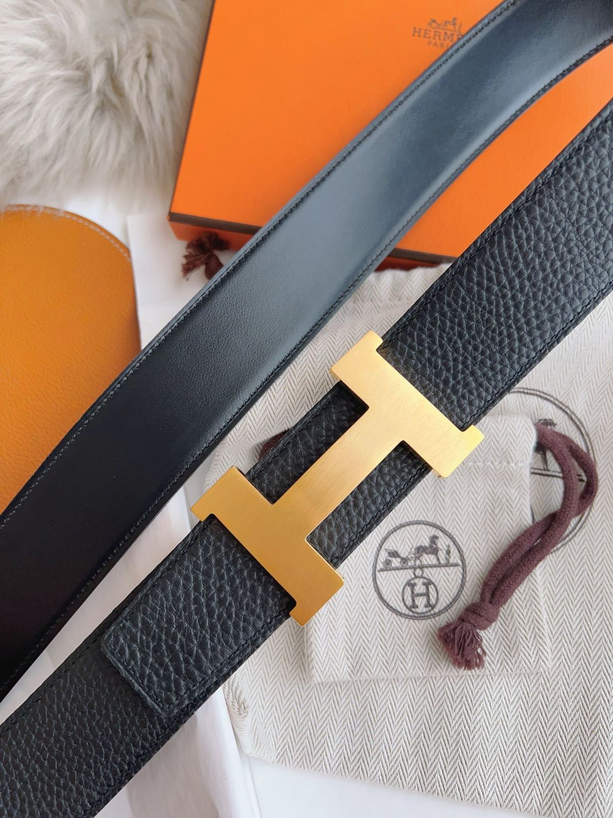 HERMES || Black Leather Constance Buckle Belt - FASHION MYST 