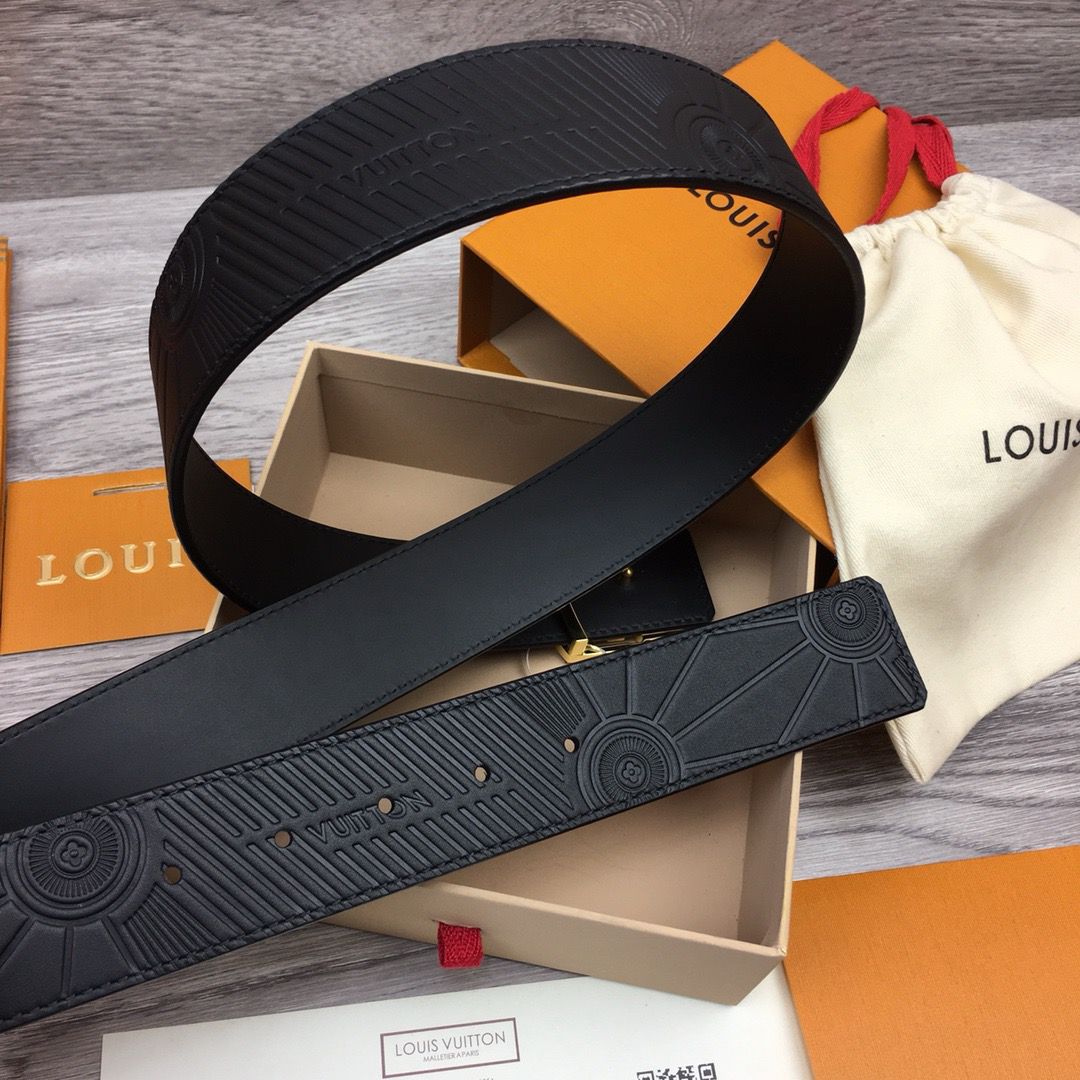 LOUIS VUITTON || INITIALES 40MM REVERSIBLE BLACK BELT - FASHION MYST 