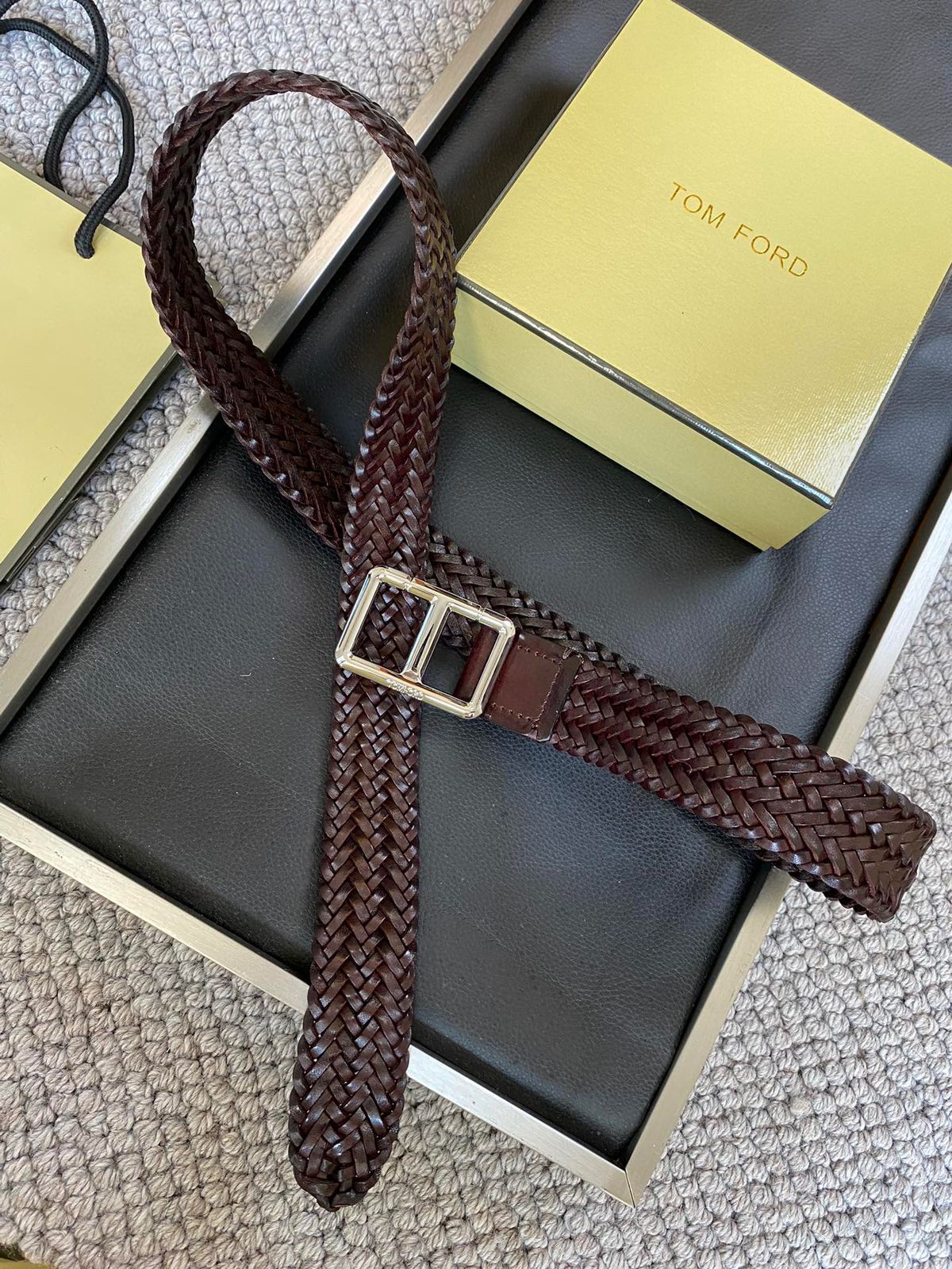 TOM FORD || INTERWOVEN LEATHER BUCKLE BELT FOR MEN - CALFSKIN/BRASS - FASHION MYST 