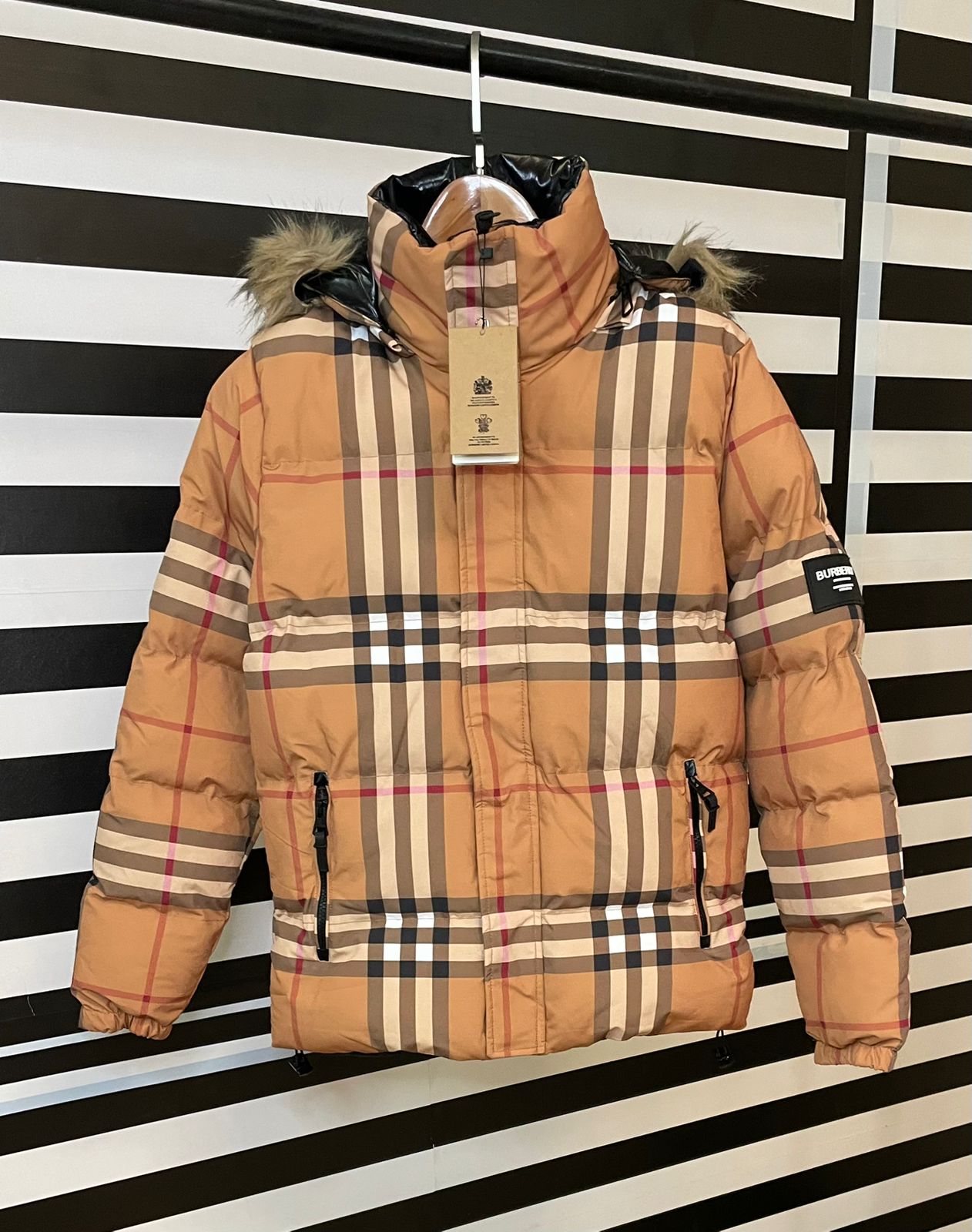 Luxury Convertible Check Puffer Jacket For Men - FASHION MYST 