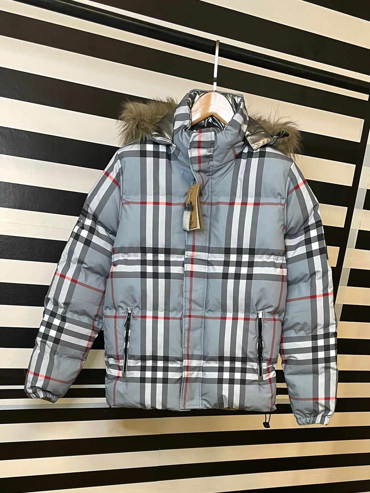 Luxury Convertible Check Puffer Jacket For Men - FASHION MYST 