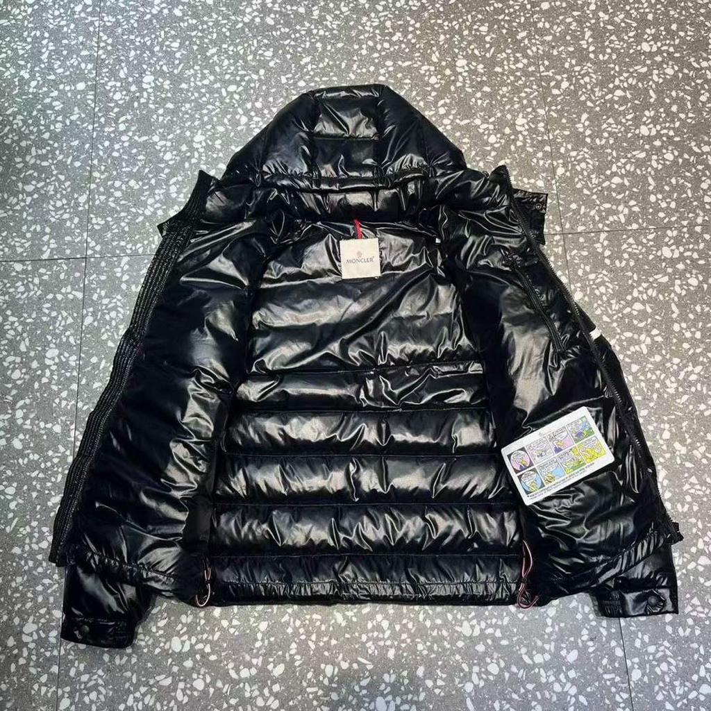 Moncler Saulx Down Jacket in Black for Men - FASHION MYST 