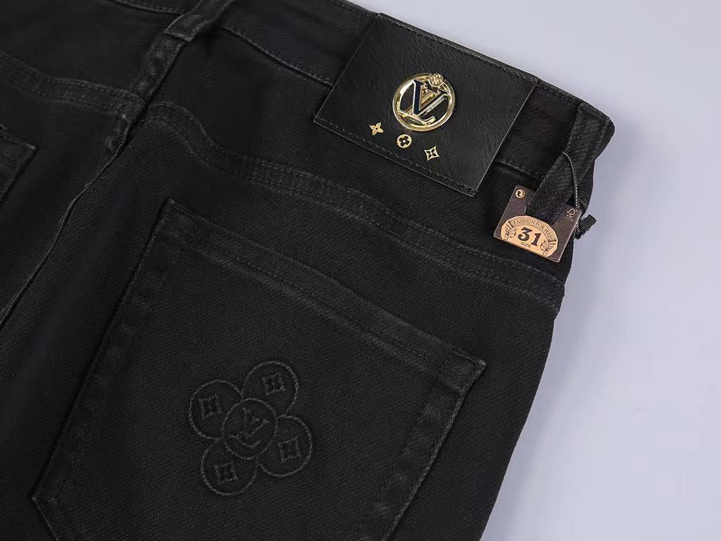 LOUIS VUITTON || Super Comfortable Premium Logo Jeans For Men