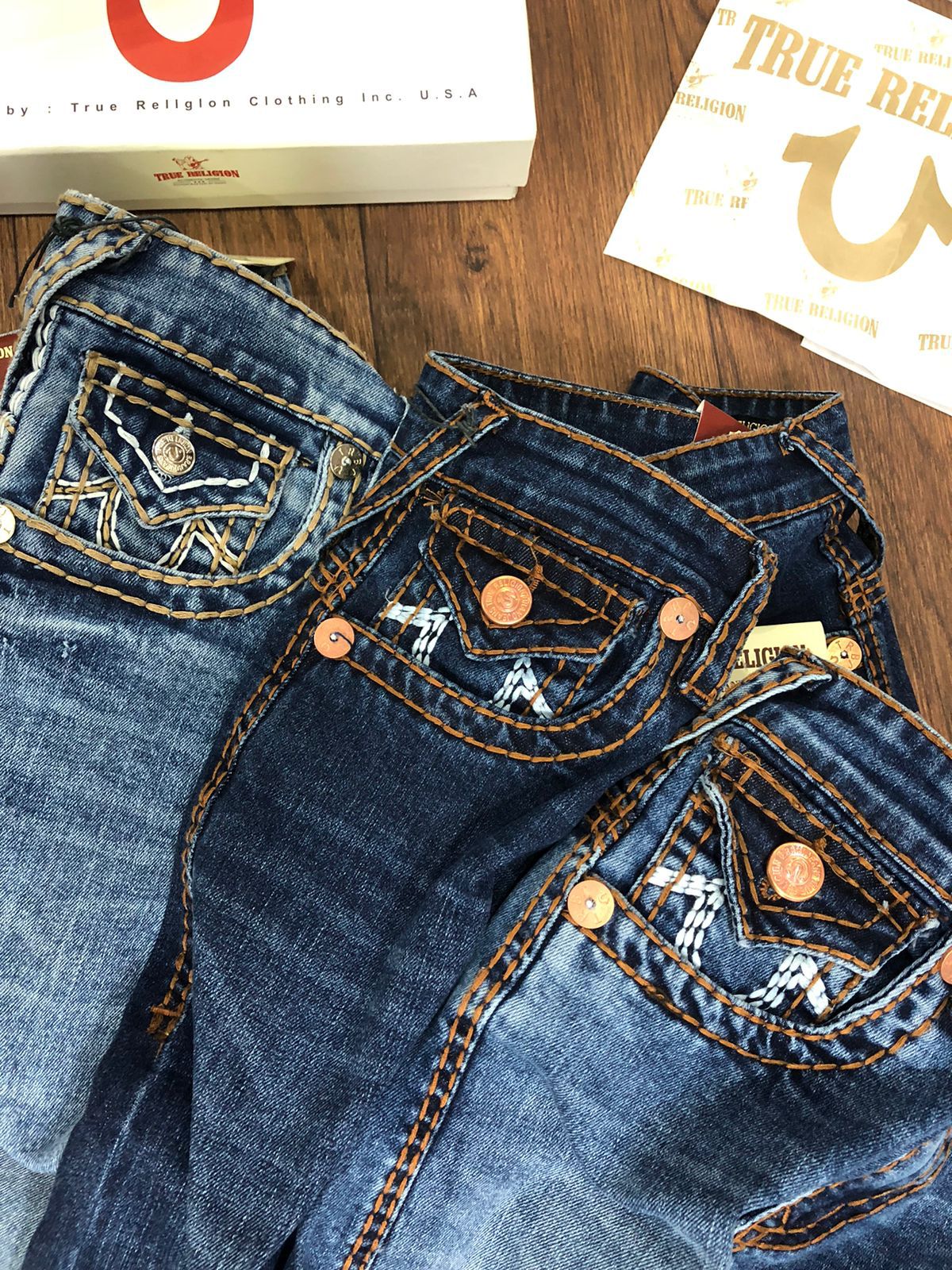 TRUE RELIGION || PREMIUM QUALITY THREADED DESIGN JEANS - FASHION MYST 