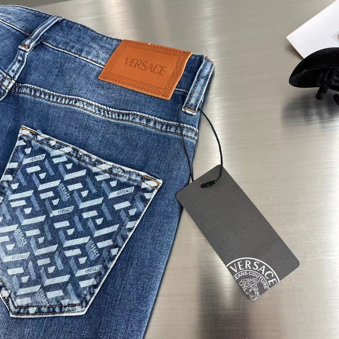 VERSACE || Stylish Blue Shaded Pocket Design Denim For Men - FASHION MYST 