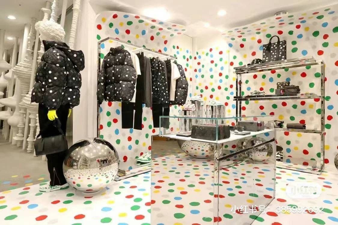 Louis Vuitton x YK Monogram Painted Dots Down Blouson JACKET - FASHION MYST 