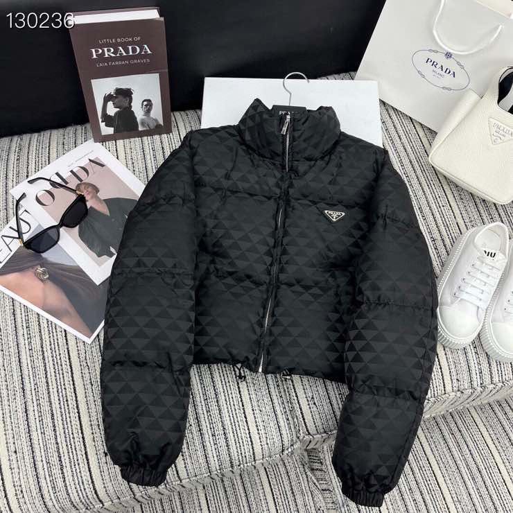 PRADA Black/White Textured Oversized Puffer Jacket For Women - FASHION MYST 