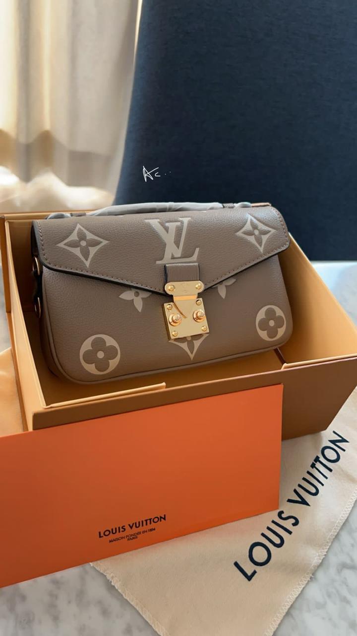 LOUIS VUITTON | Pochette Métis Monogram Casual Style Blended Fabrics 2WAY 3WAY Chain - FASHION MYST 