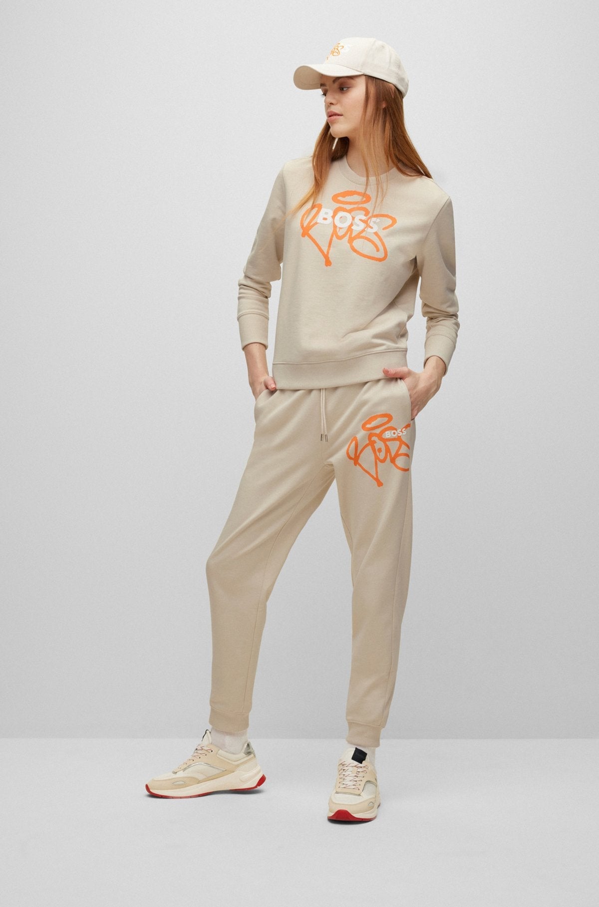 PREMIUM GRAFFITI PRINT TRACKSUIT FOR WOMEN - FASHION MYST 