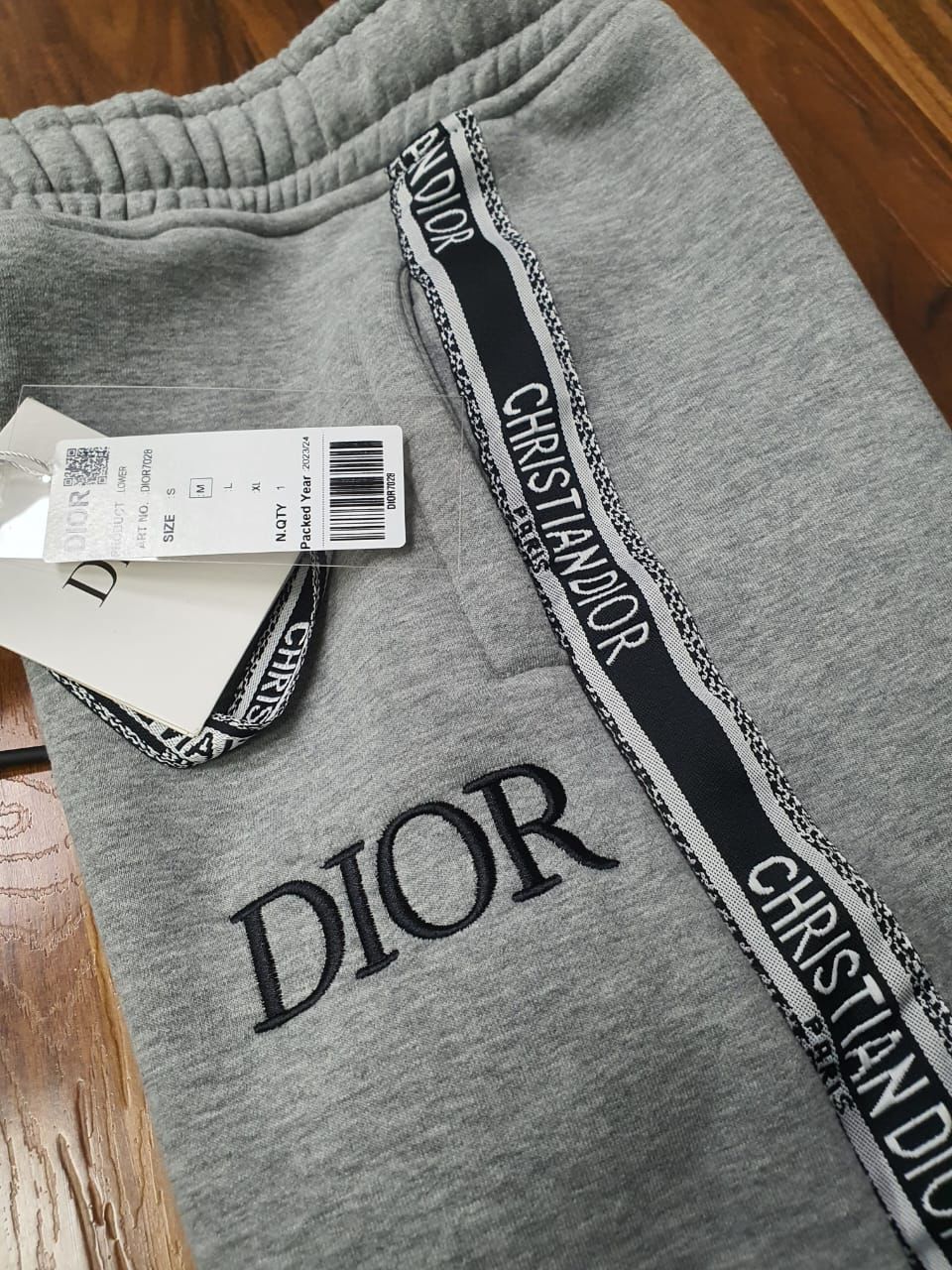 CHRISTIAN DIOR || New Fashion Dior Logo Tracksuit For Women - FASHION MYST 