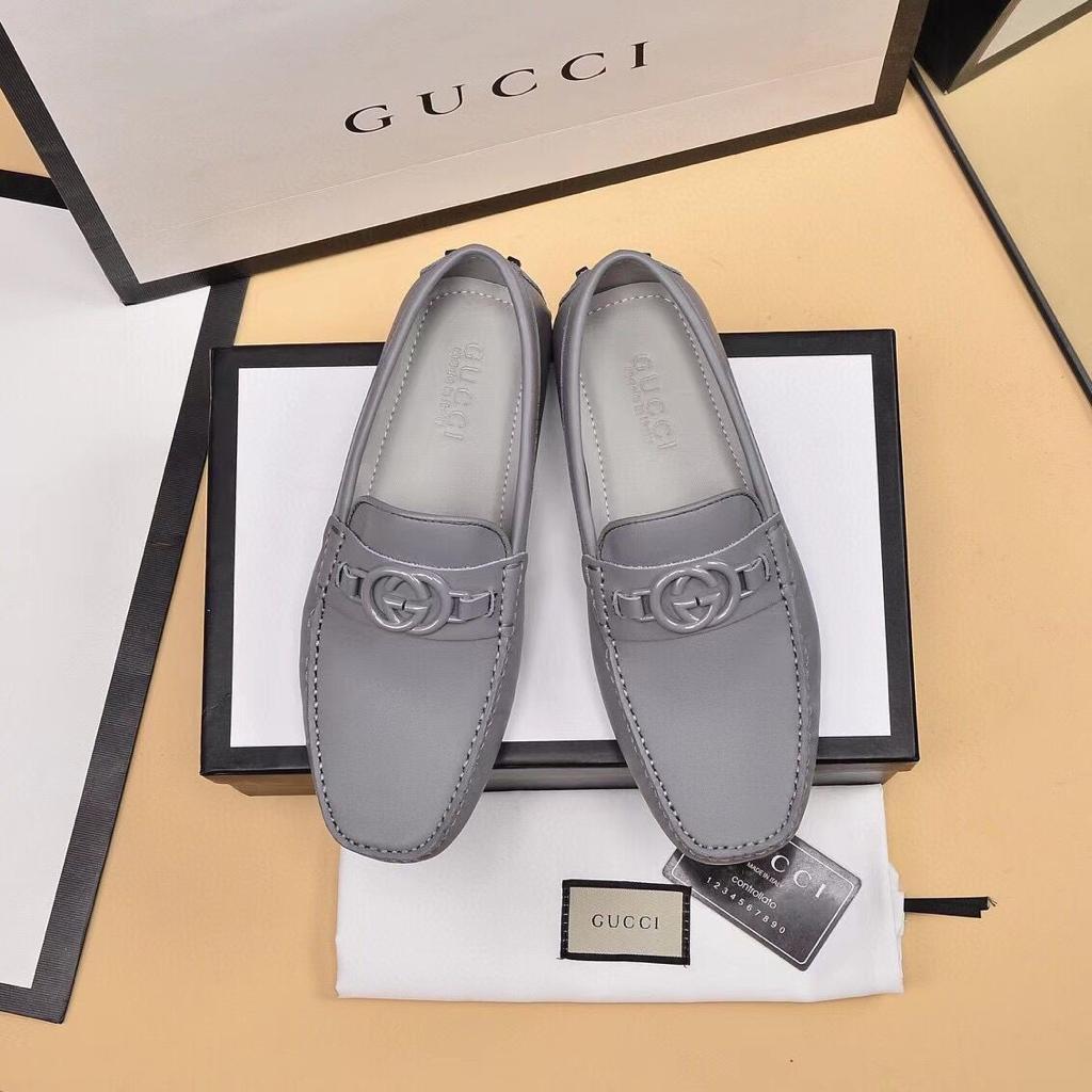 GUCCI || Men's Grey Interlocking G Driver Moccasins Calf Leather Loafer - FASHION MYST 