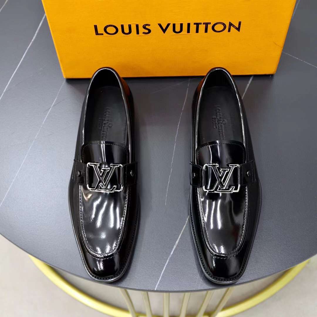 LOUIS VUITTON || PATENT LV BLACK CALF LEATHER FORMALS SHOES  display picture 3