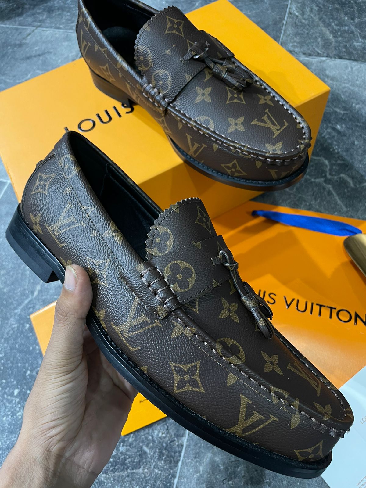 LOUIS VUITTON || Monogram Print Luxury Major Calf Leather Loafers /Brown - FASHION MYST 