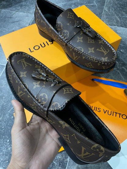 LOUIS VUITTON || Monogram Print Luxury Major Calf Leather Loafers /Brown - FASHION MYST 