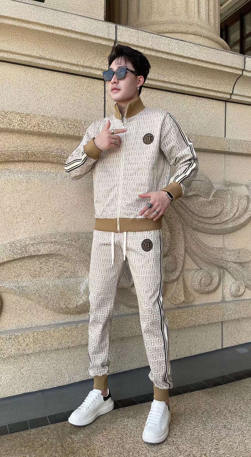 Luxury Original Quality Valvet Tracksuit - FASHION MYST 