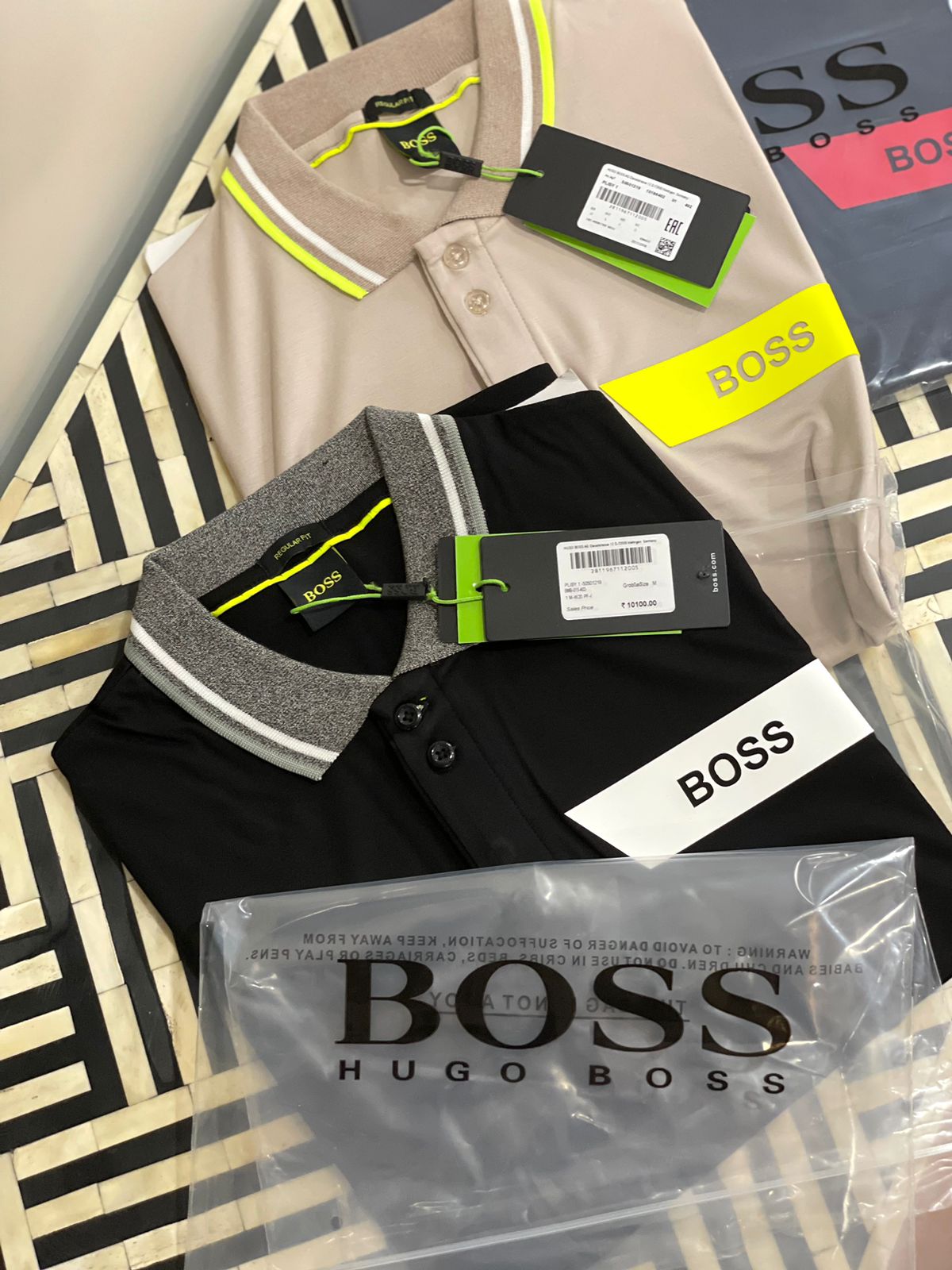 HUGO BOSS || INTERLOCK-COTTON POLO SHIRT WITH STRIPE AND LOGO - FASHION MYST 