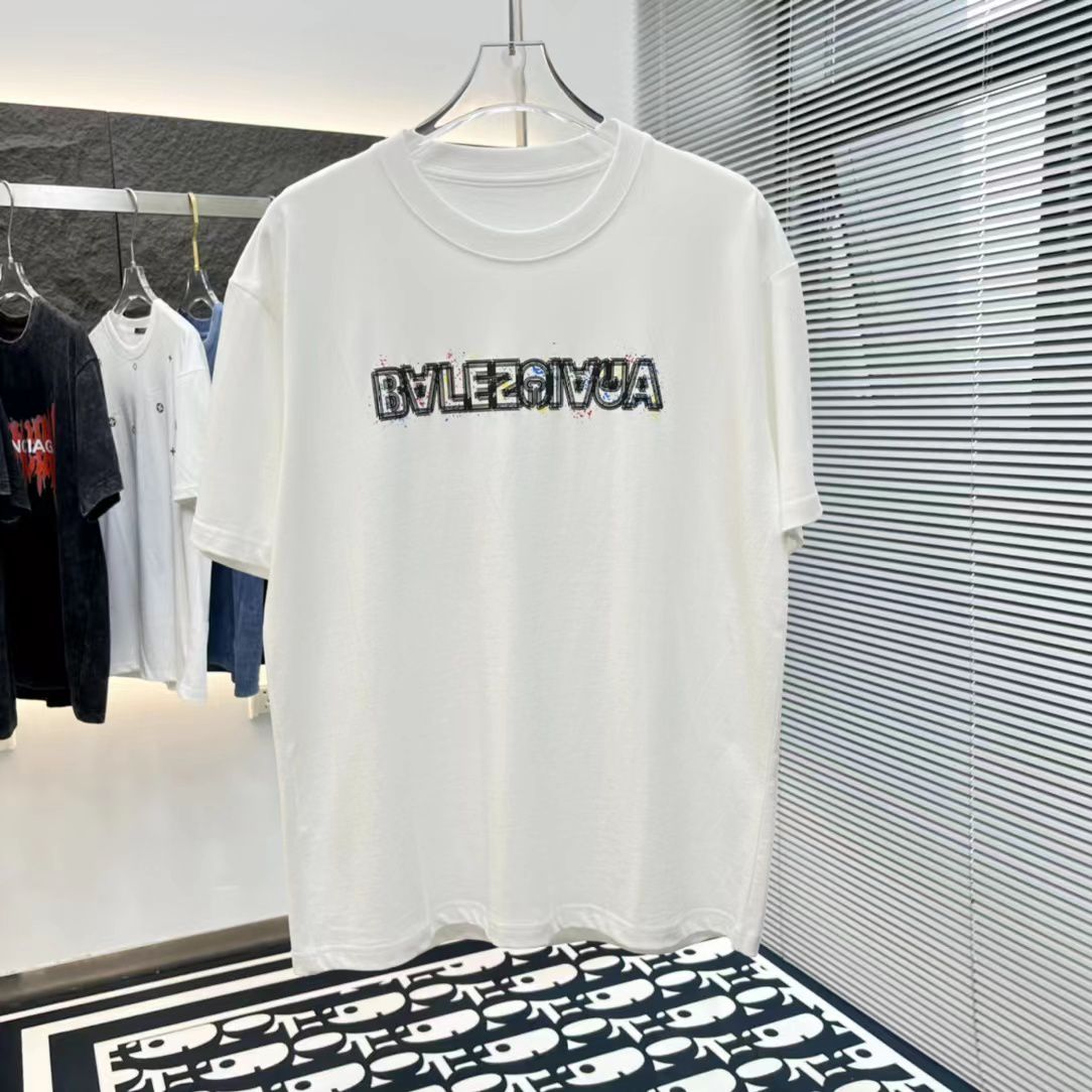 BALENCIAGA || Men's Half Sleeve T-Shirt Master Elegant White Color - FASHION MYST 