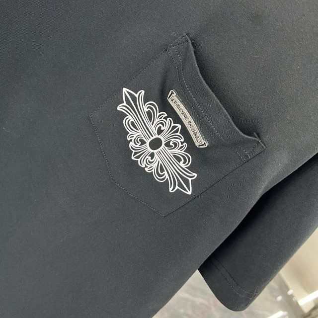 CHROME HEARTS || Metal Cross Horseshoe Drop Shoulder Black T-Shirt