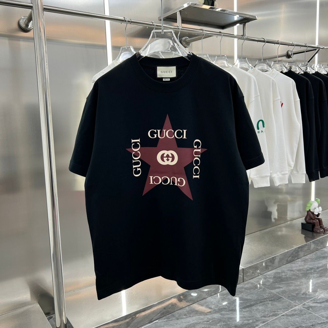 GUCCI Interlocking Gucci Star Print Cotton Black T Shirt FASHION MYST