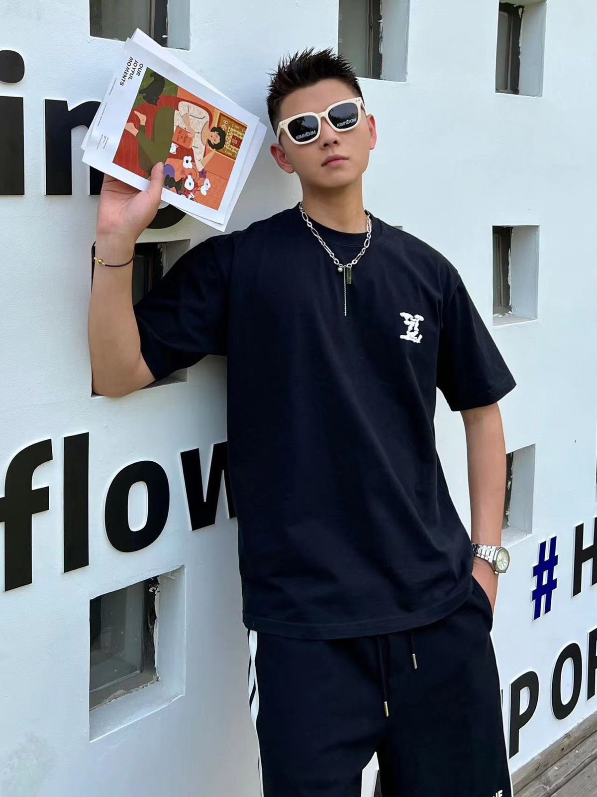 LOUIS VUITTON || BIG PATCH LOGO (SUPER THICK PATCH) T-SHIRT (WHITE