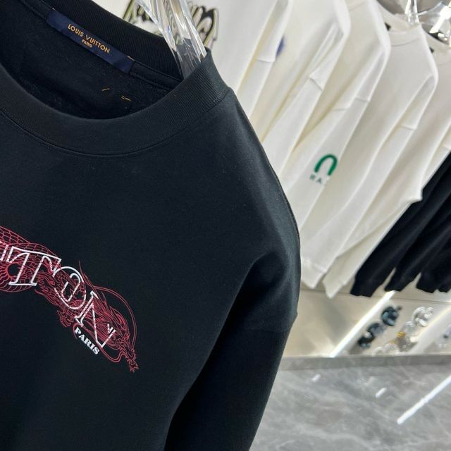 LOUIS VUITTON || Dragon Vintage Letter Print Black T-Shirt