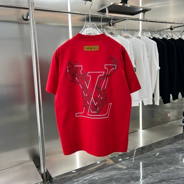 LOUIS VUITTON || Dragon Vintage Letter Print Red T-Shirt - FASHION MYST 