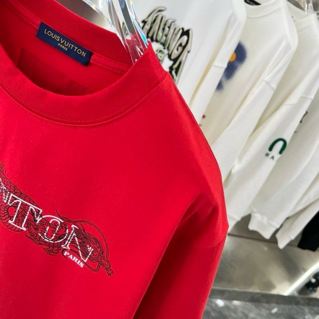 LOUIS VUITTON || Dragon Vintage Letter Print Red T-Shirt - FASHION MYST 