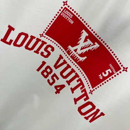 LOUIS VUITTON || Drop Shoulder T-Shirt Exudes Luxury And Sophistication - FASHION MYST 