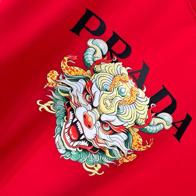 PRADA || PREMIUM DRAGON LOGO PRINT RED T-SHIRT - FASHION MYST 