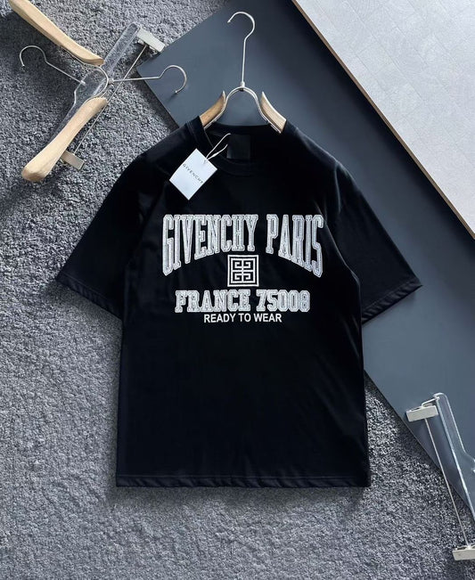 GIVENCHY || Givenchy Paris Logo Drop Down Shoulder T-Shirt Regular - FASHION MYST 