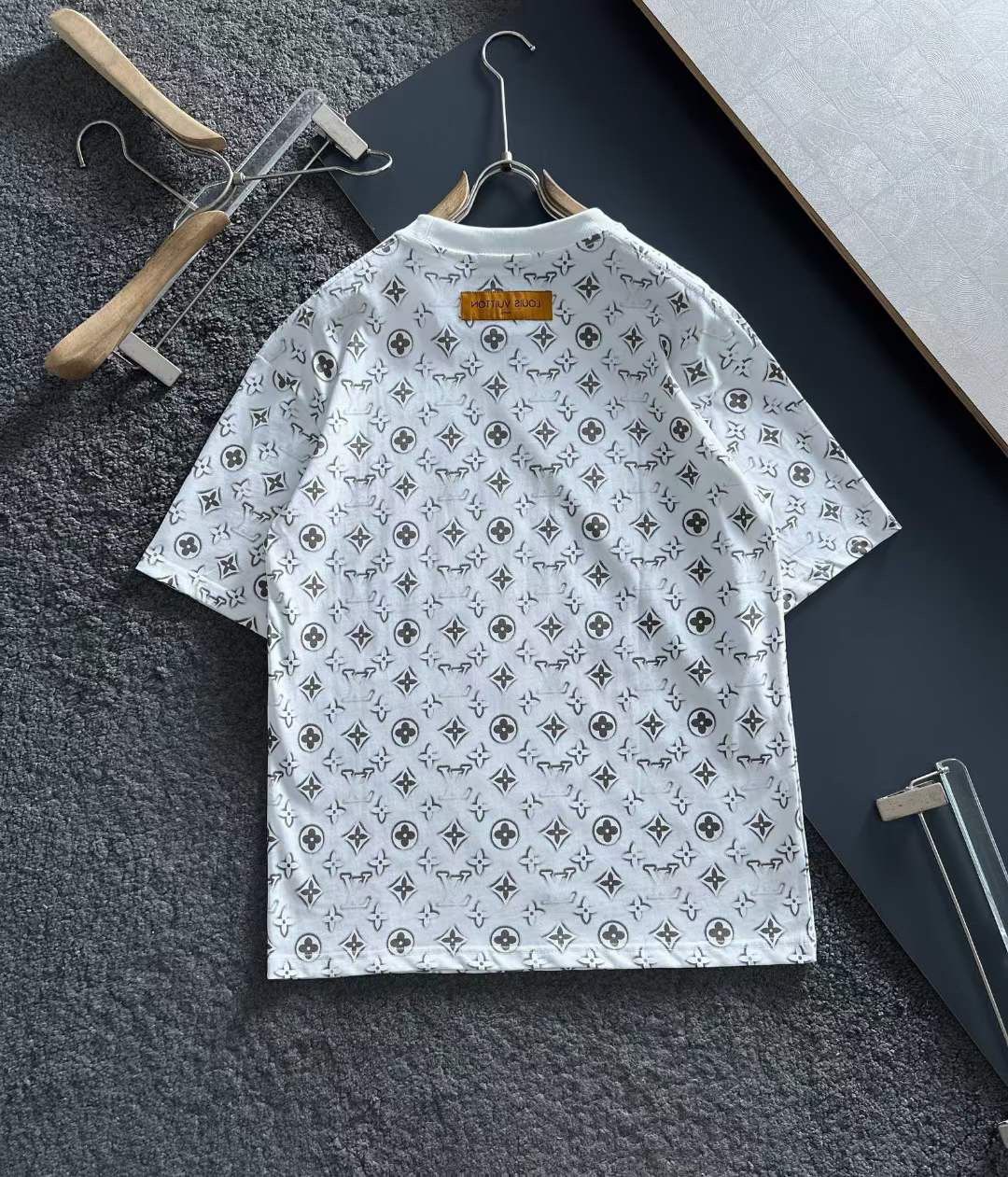 LOUIS VUITTON || LV Monogram Printed Drop Shoulder T-Shirt