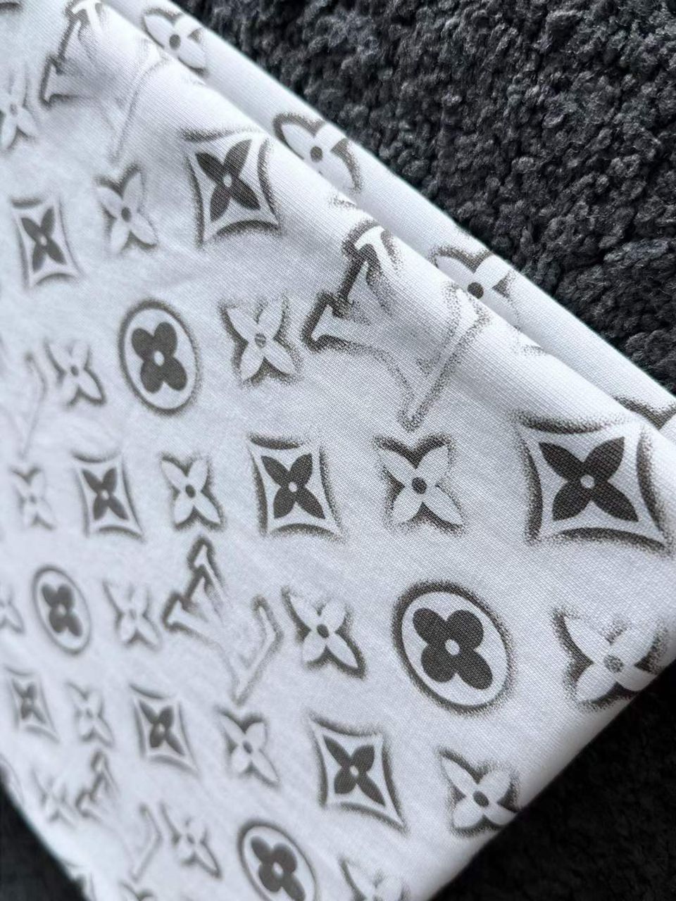 LOUIS VUITTON || LV Monogram Printed Drop Shoulder T-Shirt - FASHION MYST 