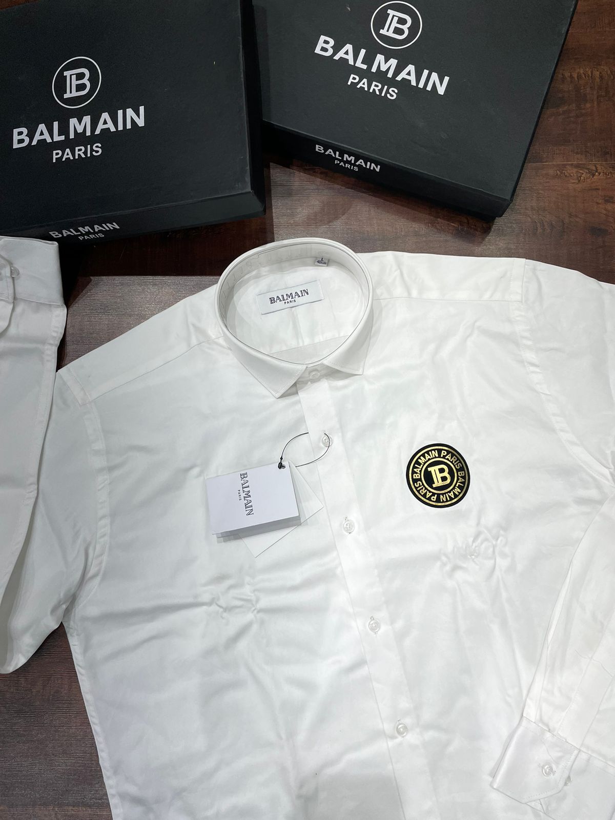 BALMAIN || Golden Circle Logo Oxford Shirt - FASHION MYST 