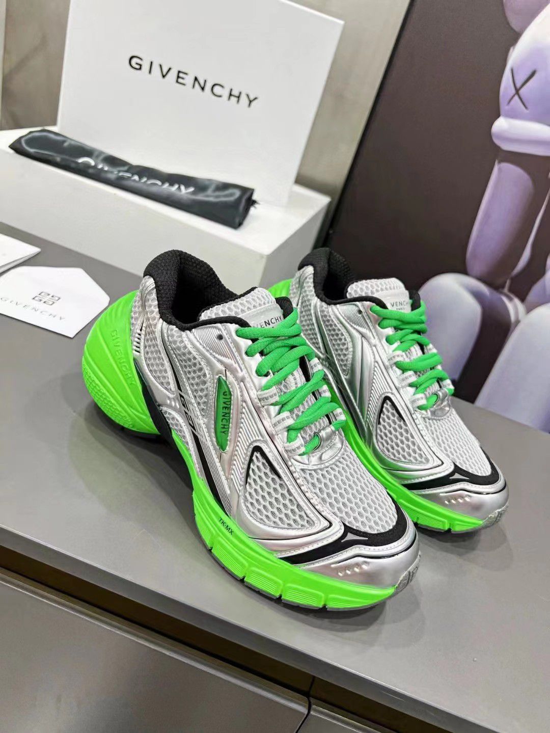 GIVENCHY || TK-MX Runner Green Polyurethane Mesh Sneakers - FASHION MYST 