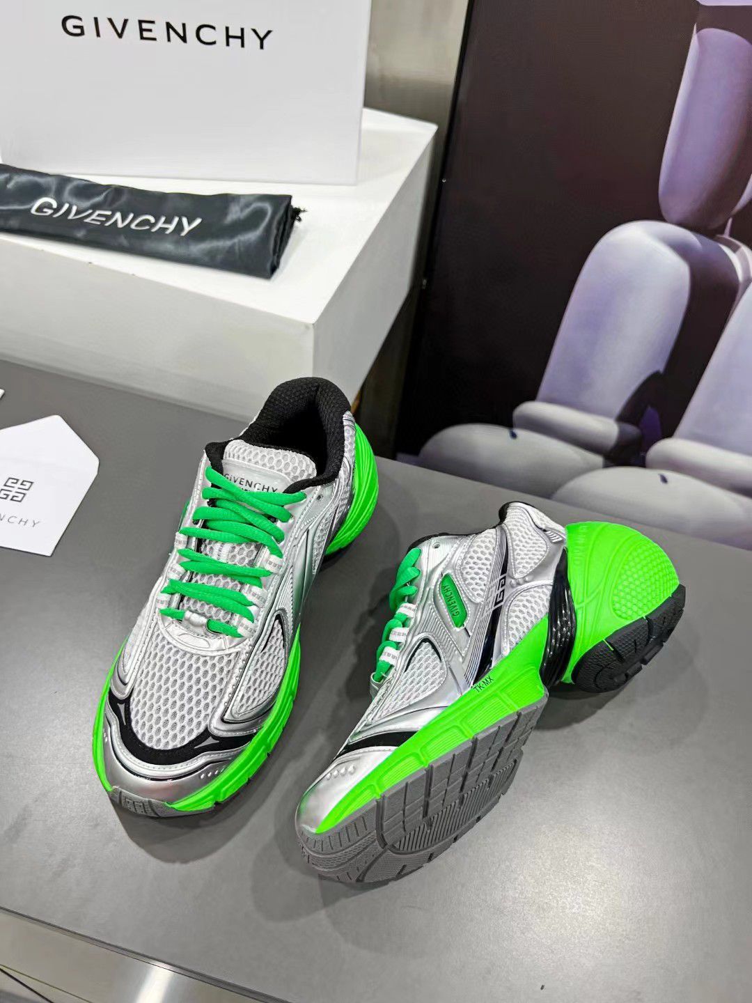 GIVENCHY || TK-MX Runner Green Polyurethane Mesh Sneakers - FASHION MYST 